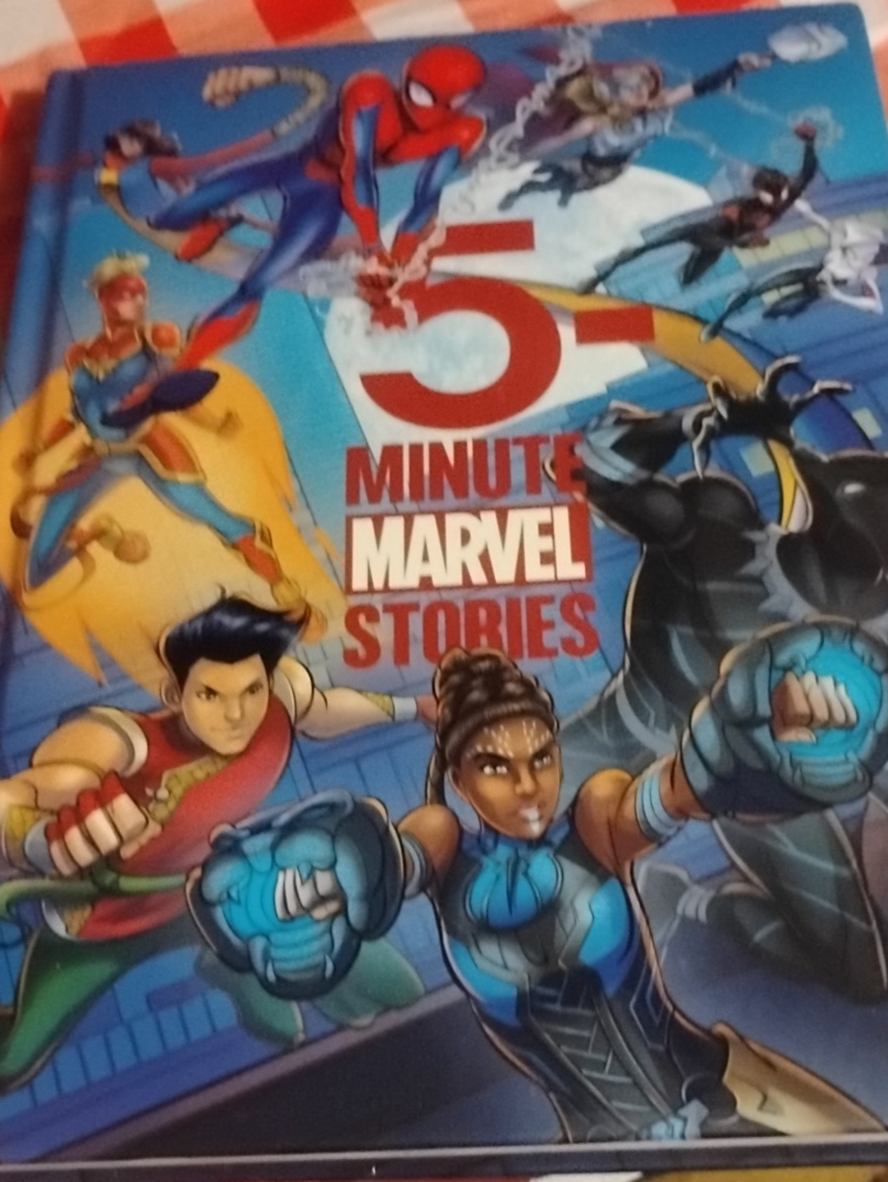 5-Minute Marvel Stories Hardcover - Blue & Multicolor Cover